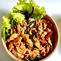 ข้าวกะเพราหมูชิ้นจุใจ