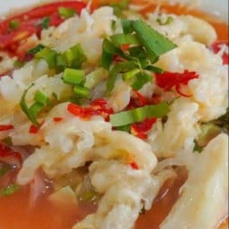 ยำเล็บมือนาง