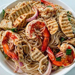 ยำขนมจีนหมูยอ+กุ้งสุก