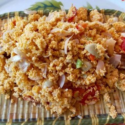 ปลาส้มทรงเครื่อง