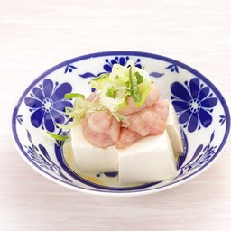 1263Fatty Tuna and Tofu with Green Onion