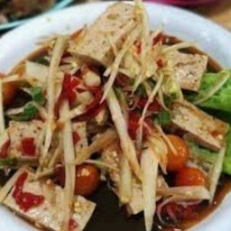 ตำหมูยอ