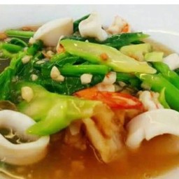 ราดหน้าทะเล