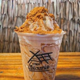 โอวัลติน (ภูเขาไฟ)