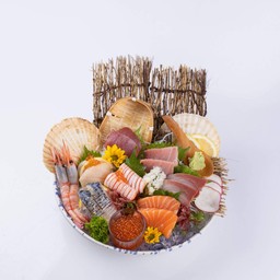 เซ็ทปลาดิบรวม 9 อย่าง