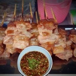 Luck เมี่ยงปลาเผา อ่อนนุช 86 ตลาดวัดกระทุ่มเสือปลา