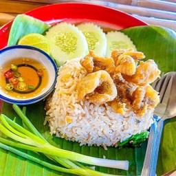 ข้าวผัดปลาสลิด