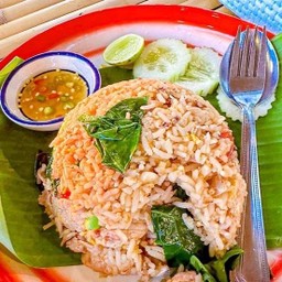 ข้าวผัดไก่โบราณ