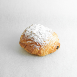 PAIN AU CHOCOLAT