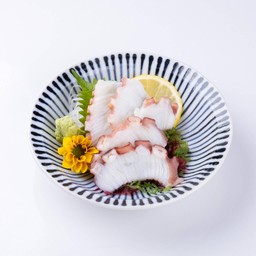 หนวดหมึกสด 5 ชิ้น