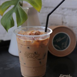คาเฟ่ลาเต้น้ำตาลปิ๊บ