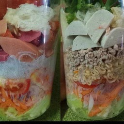 ยำวุ้นเส้นพร้อมทาน