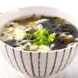 ซุปไข่สาหร่าย
