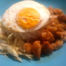 ข้าวไก่ผัดซอสเทอริยากิ+ไข่ดาว