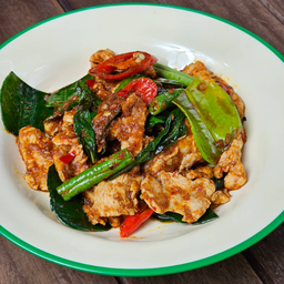ผัดพริกแกงไก่