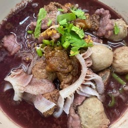 ก๋วยเตี๋ยวลุมพินี