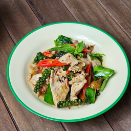 ผัดขี้เมาไก่