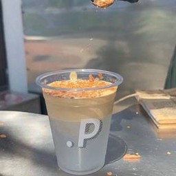 ลาเต้ x โคโค่นัท