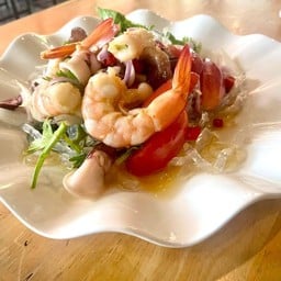 ยำวุ้นเส้นทะเล