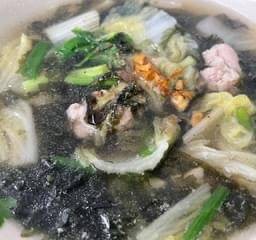 แกงจืดสาหร่ายหมูสับ