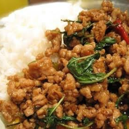 ข้าวกะเพราหมูสับ (Kaprao minced pork with rice)