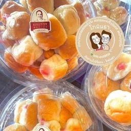 ขนมปังแลบลิ้นครูต้อยสระบุรี(10ชิ้น)