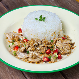 ข้าวไก่ผัดพริกเกลือ