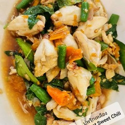ปูผัดพริกเหลือง Stir fried yellow chili Crab meat