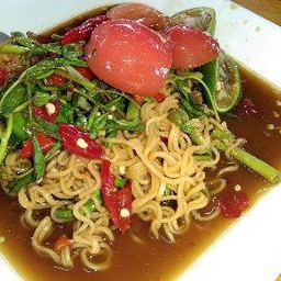 ตำมาม่า