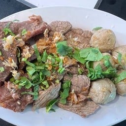 เนื้อตุ๋น-หมูตุ๋นเฮียแผน สาขาบางบัวทอง