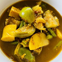 ขนมจีนแกงไตปลา