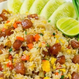 ข้าวผัดกุนเชียง