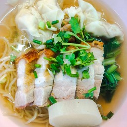 นายเข้ม ชายสี่บะหมี่เกี๊ยว แจ้งวัฒนะซอย6.