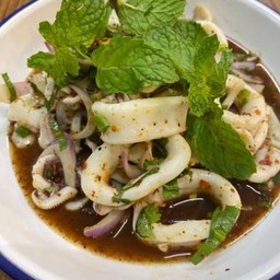 ลาบปลาหมึก