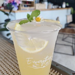 ชาเย็นน้ำผึ้งมะนาว