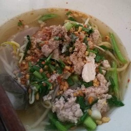 ก๋วยเตี๋ยวต้มยํา พิเศษ