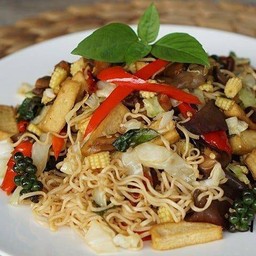 มาม่าผัดขี้เมาเจ