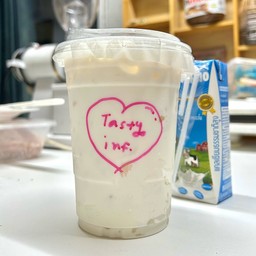 นมสดเย็น (Cold fresh milk)