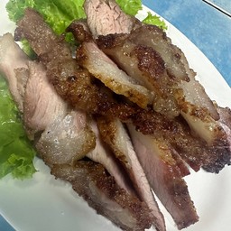 เนื้อย่างราดข้าว