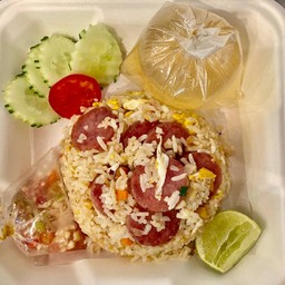 ข้าวผัดกุนเชียง ใหญ่