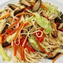 หมูทอดหอมจัง ข้าวหมูทอด  อิ่มราคาประหยัด ซอยสามัคคี