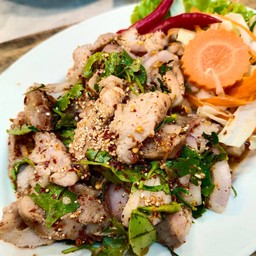 น้ำตกหมู