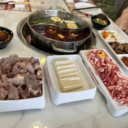 Chaopin Beef Hotpot ชาบูหม่าล่าเนื้อแต้จิ๋ว 潮品潮汕牛肉火锅