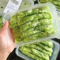 ทองม้วนสดไส้มะพร้าวอ่อน 16 ชิ้น