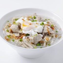 ก๋วยจั๊บหมูยอ&กระดูกหมูใส่ไข่