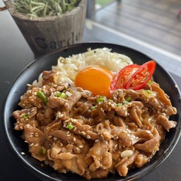 ข้าวหมูผัดซอสเทอริยากิ