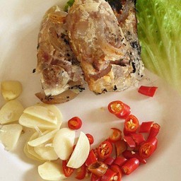 แหนมหมูใบตองย่าง