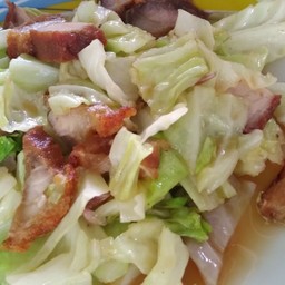 Stir Fried Cabbage With Crispy Pork