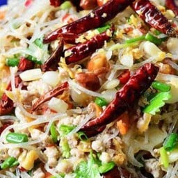 ยำวุ้นเส้นโบราณ