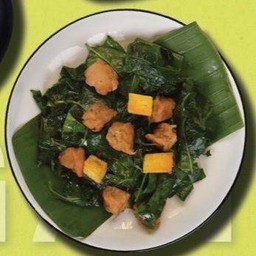 ผัดใบเหลียงลูกชิ้นกุ้งเต้าหู้เจ